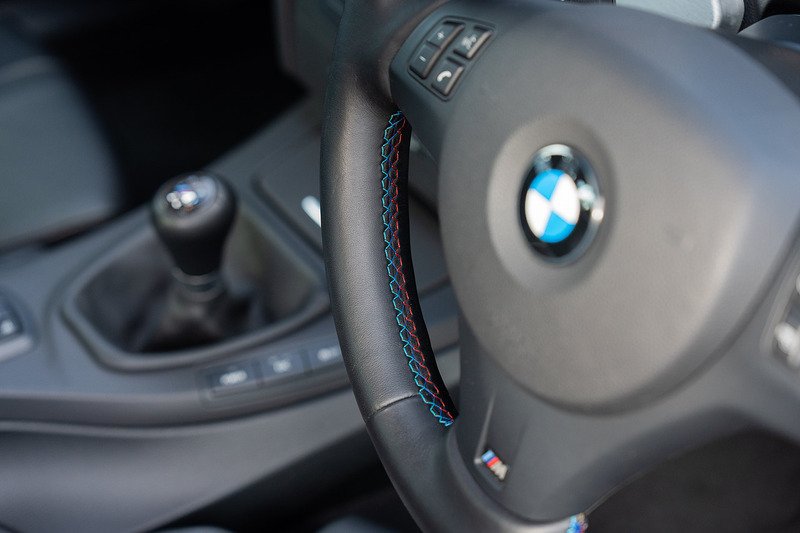 BMW M3 iV8 Competition - Large 13