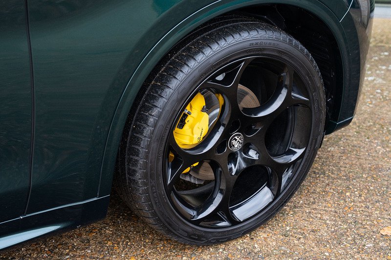 Alfa Romeo Stelvio T Veloce - Large 32