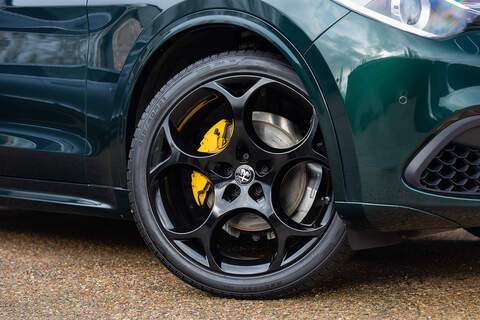 Alfa Romeo Stelvio T Veloce - Large 6