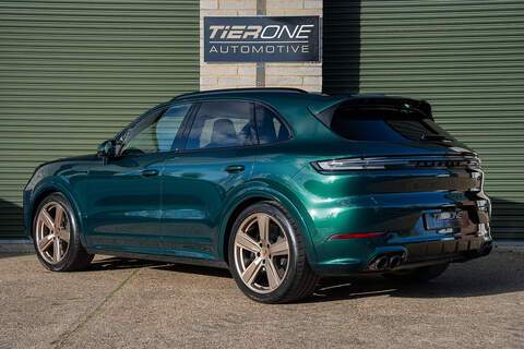 Porsche Cayenne T V8 GTS - Large 8