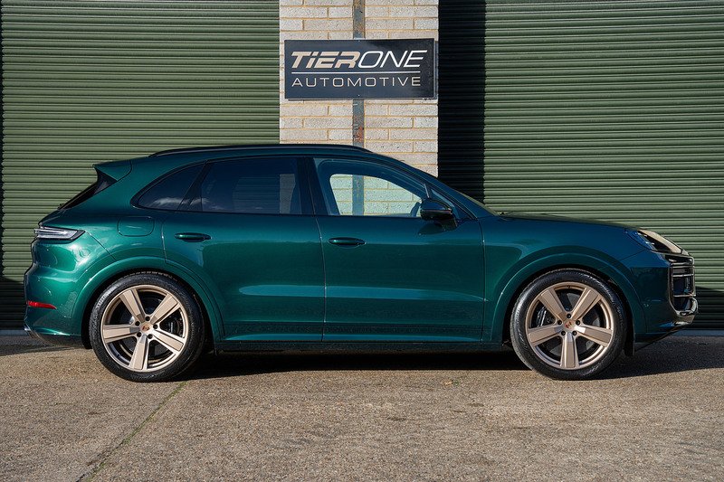 Porsche Cayenne T V8 GTS - Large 2