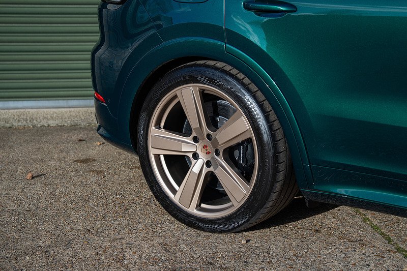 Porsche Cayenne T V8 GTS - Large 55