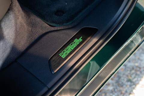 Porsche Cayenne T V8 GTS - Large 25