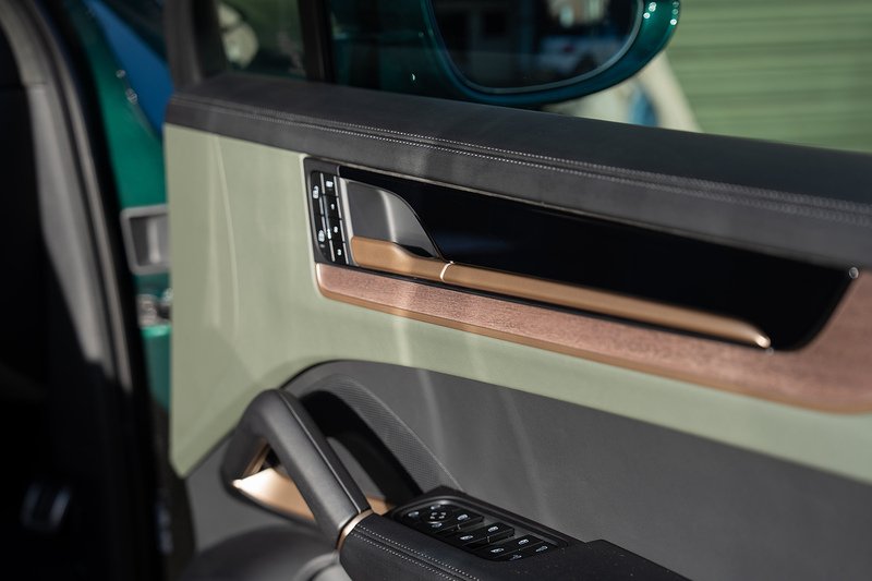 Porsche Cayenne T V8 GTS - Large 45