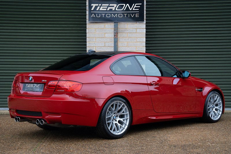 BMW M3 iV8 - Large 1