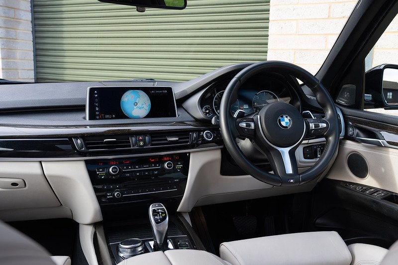 BMW X5 40d M Sport - Large 4
