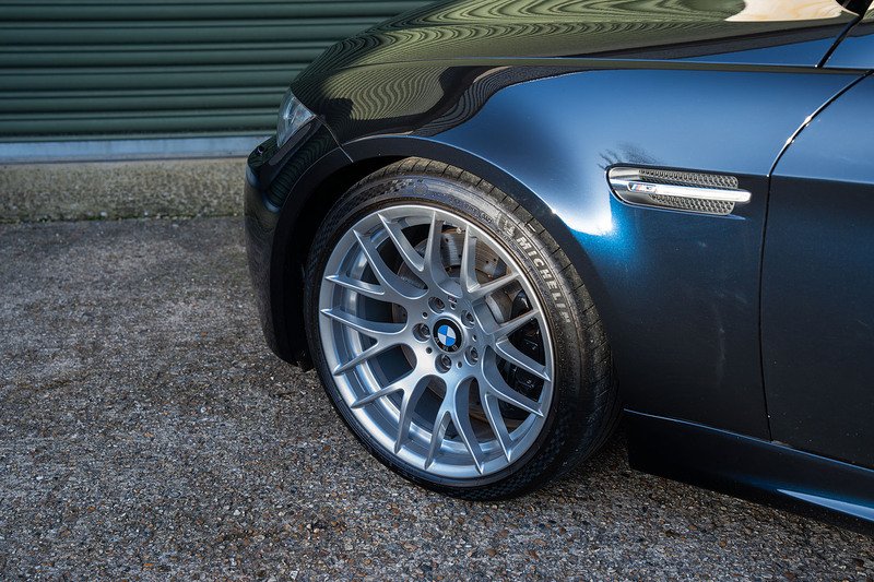 BMW M3 iV8 - Large 37