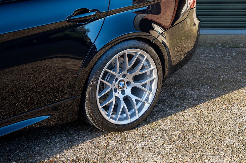 BMW M3 iV8 - Large 25