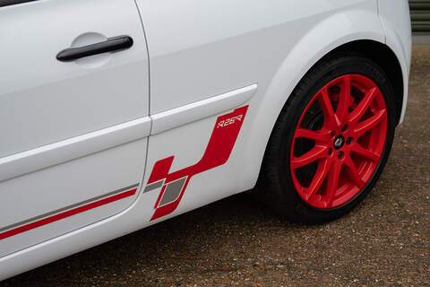 Renault Megane T Renaultsport R26.R - Large 25