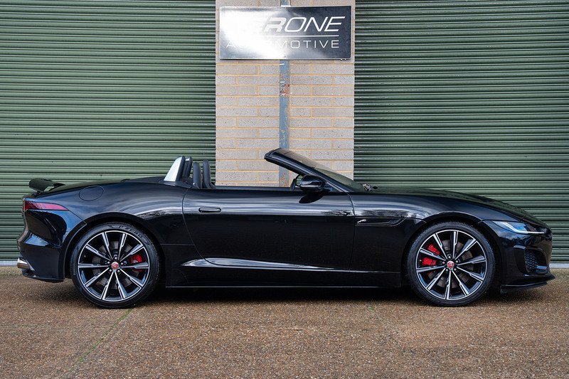 Jaguar F-Type V8 R - Large 2
