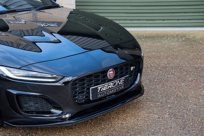 Jaguar F-Type V8 R - Large 37