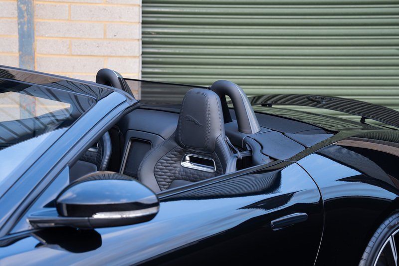 Jaguar F-Type V8 R - Large 25