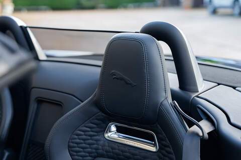 Jaguar F-Type V8 R - Large 31