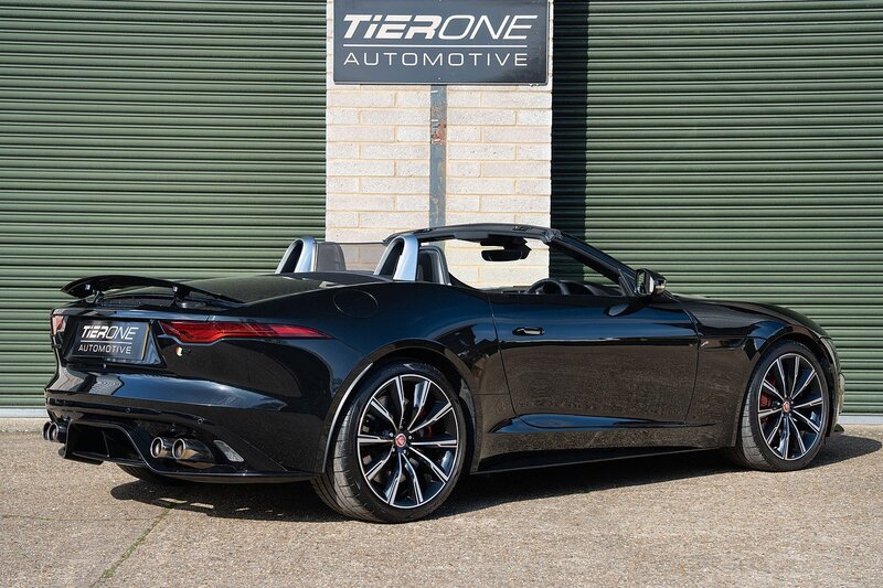 Jaguar F-Type V8 R - Large 1