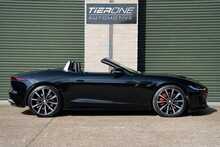 Jaguar F-Type V8 R - U810