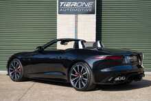 Jaguar F-Type V8 R - U810