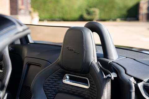 Jaguar F-Type V8 R - Large 14