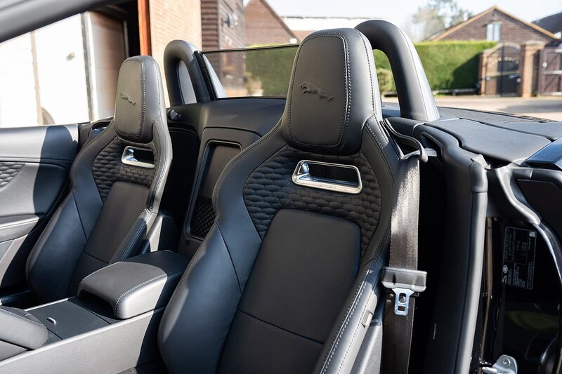 Jaguar F-Type V8 R - Large 4