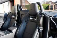 Jaguar F-Type V8 R - U810
