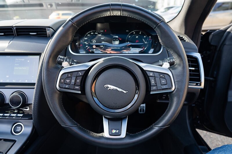 Jaguar F-Type V8 R - Large 17