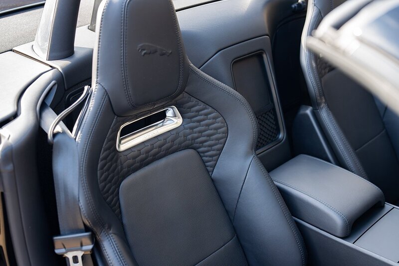 Jaguar F-Type V8 R - Large 15