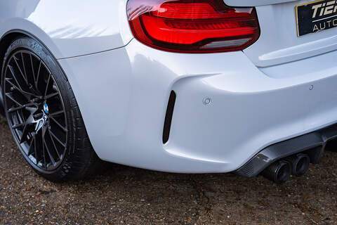 BMW M2 BiTurbo Competition - Large 48