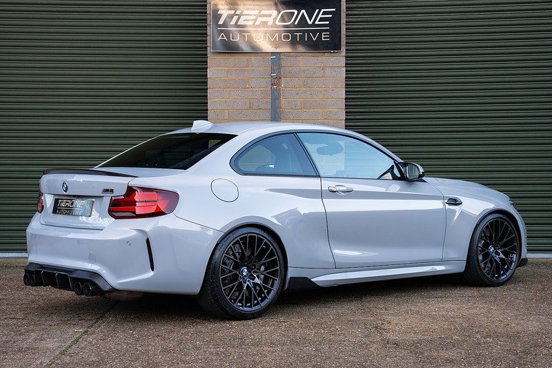 BMW M2 BiTurbo Competition - Large 1