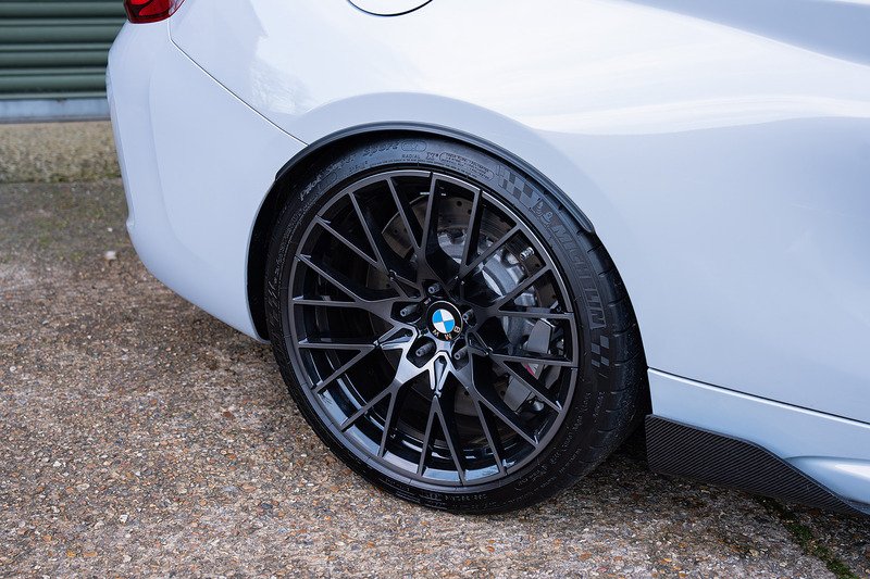 BMW M2 BiTurbo Competition - Large 50
