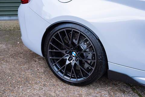 BMW M2 BiTurbo Competition - Large 50