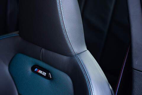 BMW M2 BiTurbo Competition - Large 40