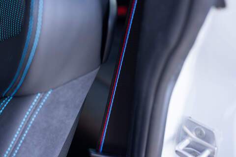 BMW M2 BiTurbo Competition - Large 37