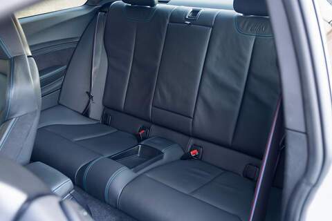 BMW M2 BiTurbo Competition - Large 12