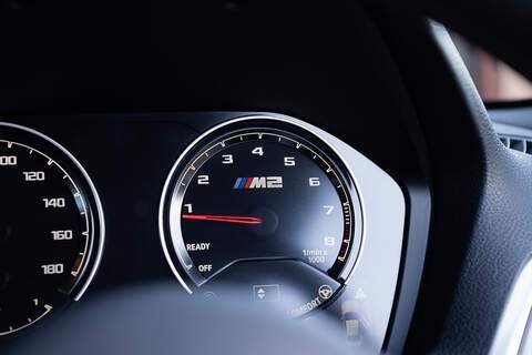 BMW M2 BiTurbo Competition - Large 39