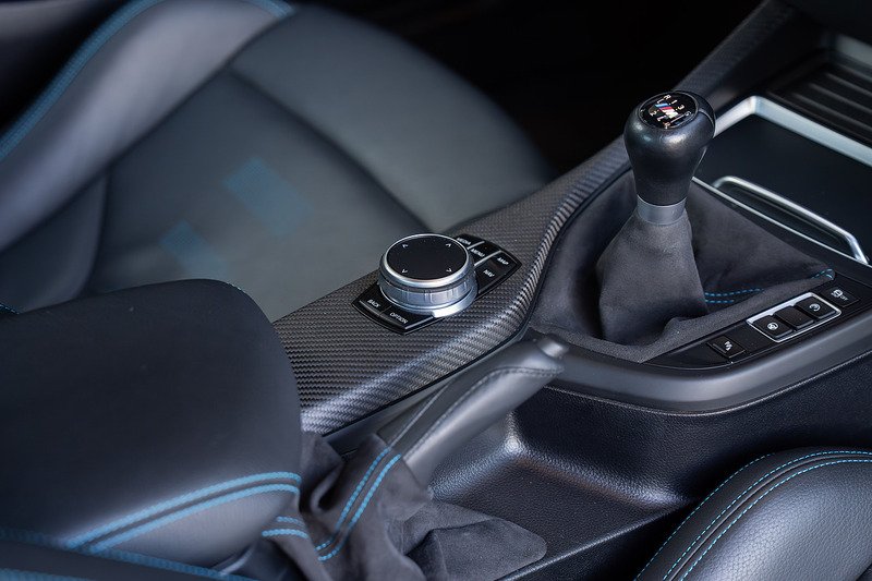 BMW M2 BiTurbo Competition - Large 13