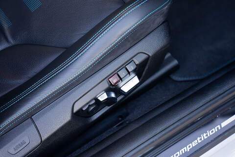 BMW M2 BiTurbo Competition - Large 38