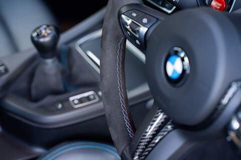 BMW M2 BiTurbo Competition - Large 16