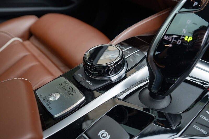 BMW Alpina D5 - Large 54