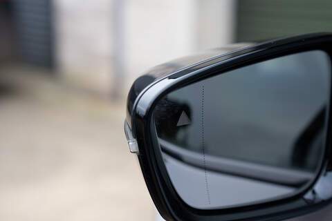 BMW Alpina D5 - Large 33