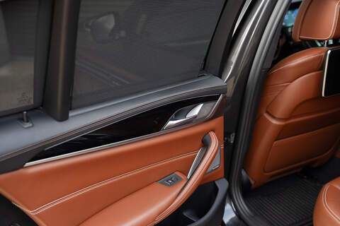 BMW Alpina D5 - Large 56