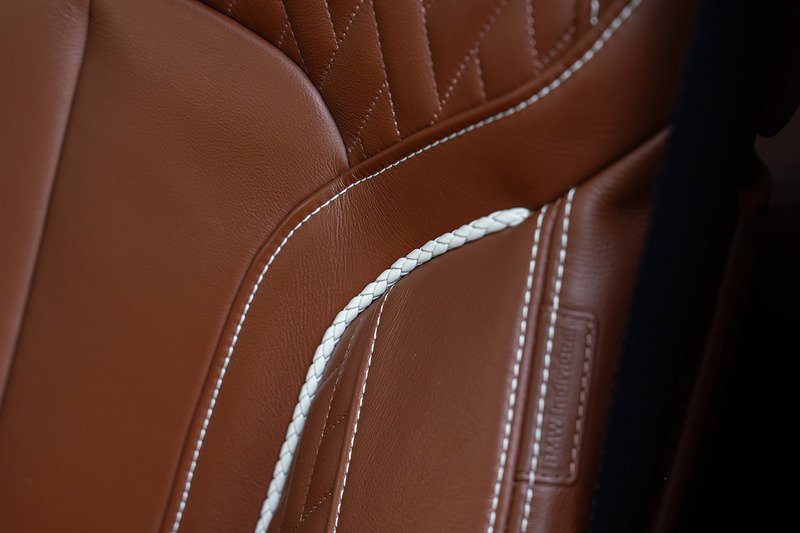 BMW Alpina D5 - Large 14