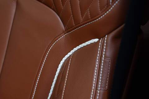 BMW Alpina D5 - Large 14