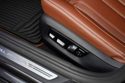 BMW Alpina D5 - Large 44