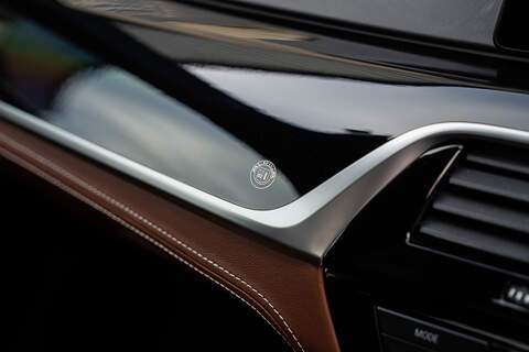 BMW Alpina D5 - Large 16