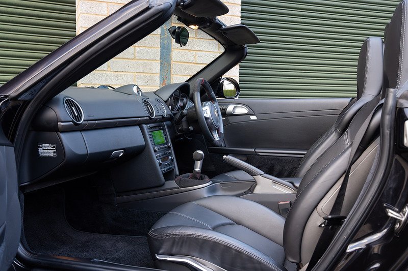 Porsche Boxster 987 - Large 3