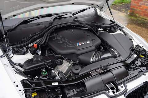 BMW M3 iV8 Competition - Large 50
