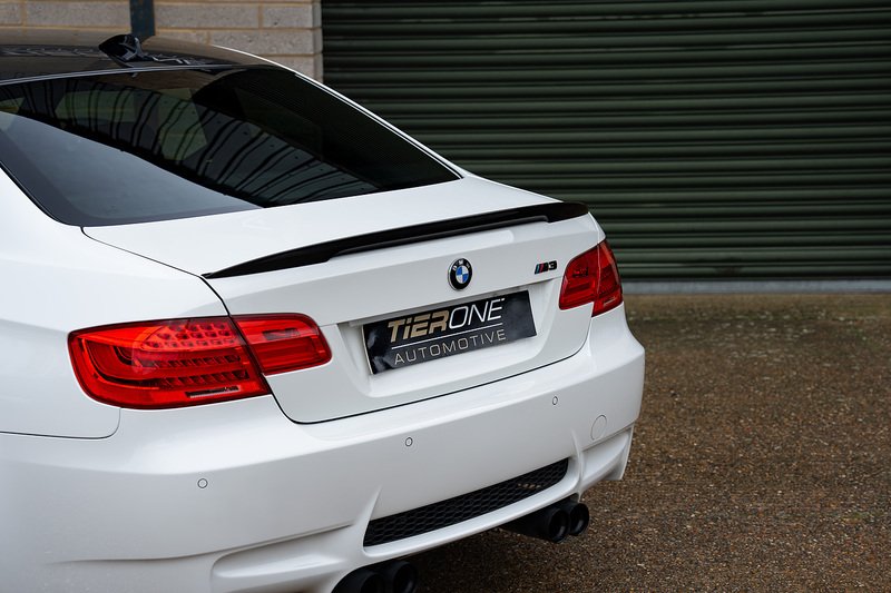 BMW M3 iV8 Competition - Large 52