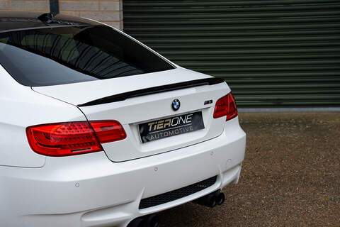 BMW M3 iV8 Competition - Large 52