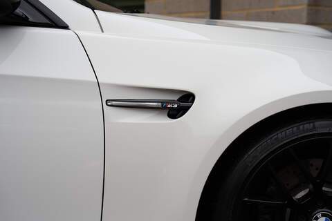 BMW M3 iV8 Competition - Large 39
