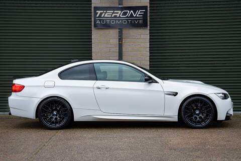 BMW M3 iV8 Competition - Large 2