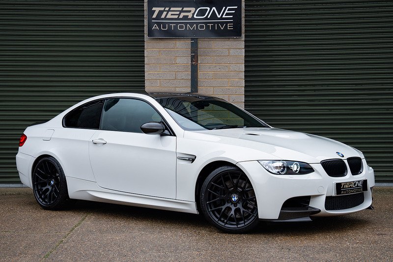 BMW M3 iV8 Competition - Large 7
